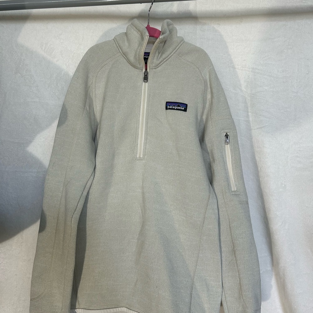 Patagonia Off-White Fleece Pullover